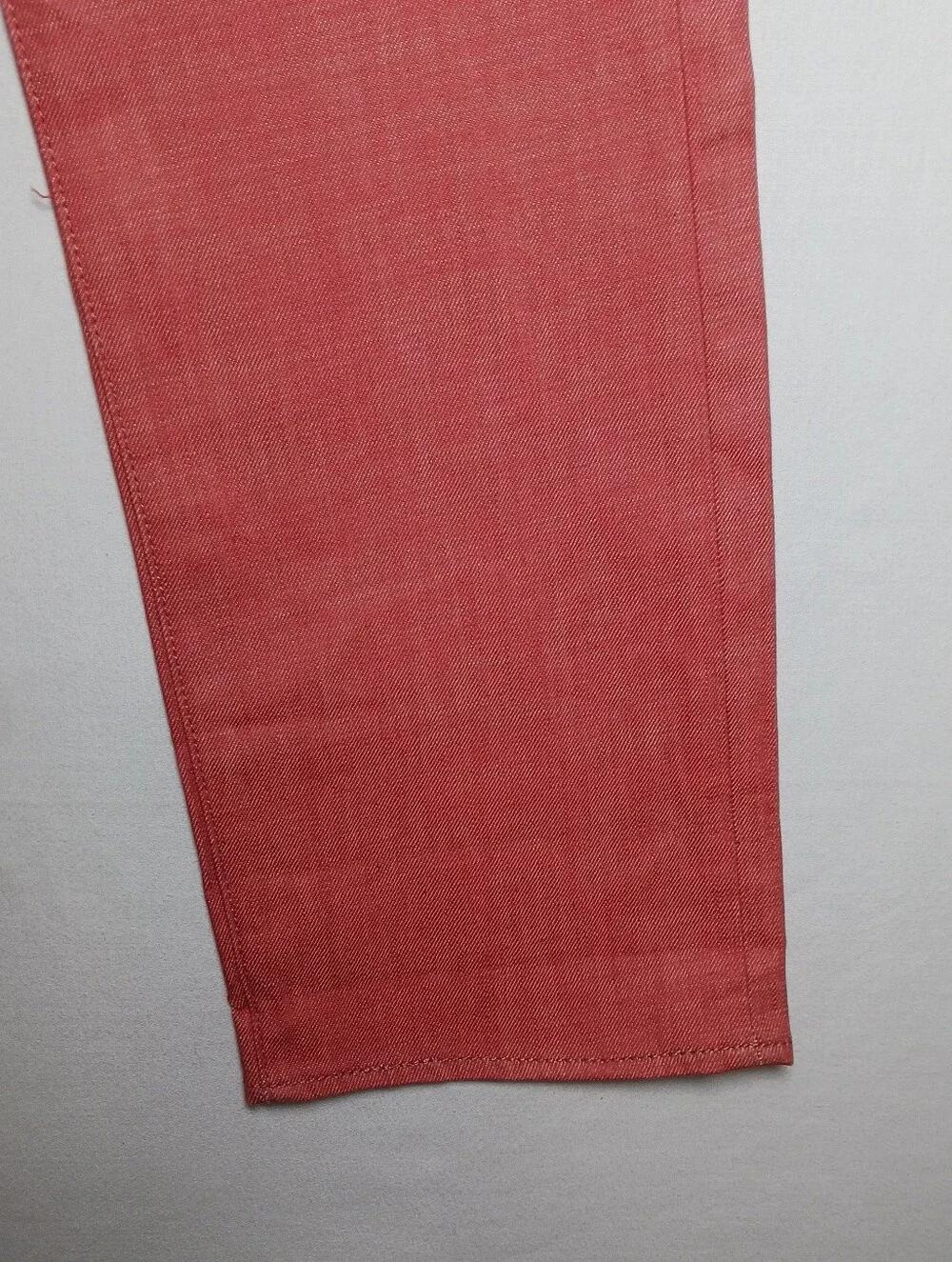 Levi's 501 Mens White Oak Cone Denim Jeans 33X32 Coral NWT Button Fly